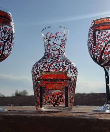 hand painted Japanesel design on Bohemia crystal vase